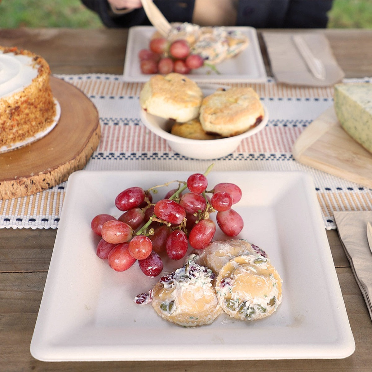 World Centric 8 in Fiber Square Plate Compostable Plant Fiber Plate (QTY 1000), SKU SQ-FB-8-LFS