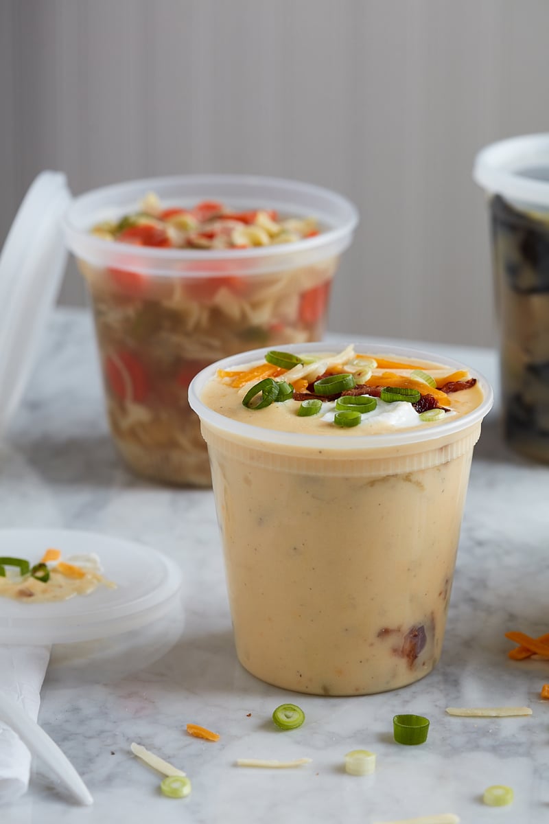 Pactiv DELItainer 24 oz PP Container with LLDPE Lid, Clear, Leak Resistant, Microwave Safe (QTY 240), SKU YL2524