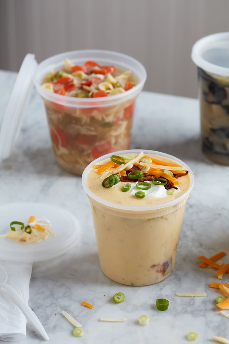 Pactiv DELItainer 24 oz PP Container with LLDPE Lid, Clear, Leak Resistant, Microwave Safe (QTY 240), SKU YL2524